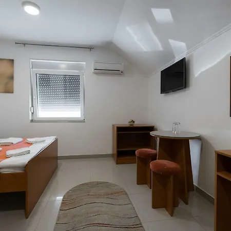 Gat Bed & Breakfast Subotica
